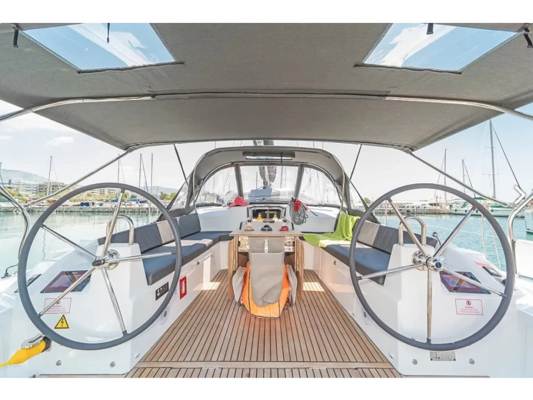 Alquiler de Velero, con o sin patrón Bénéteau Álimos