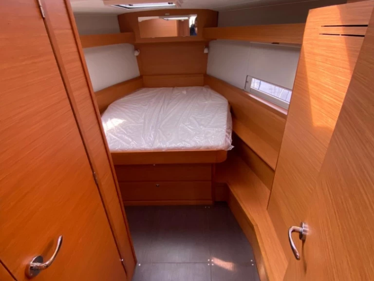 Alquiler Velero Dufour con o sin  título de navegación