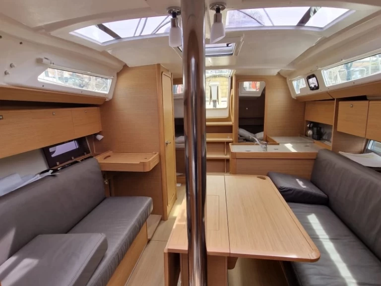 Alquiler de Velero, con o sin patrón Dufour Cagliari