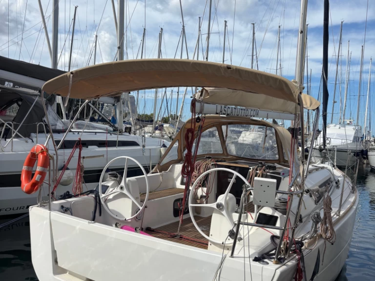 Alquiler de Dufour Dufour 310 Grand Large en Palermo