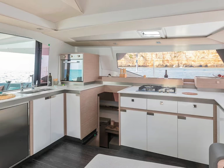 Catamarán para alquilar Procida al mejor precio