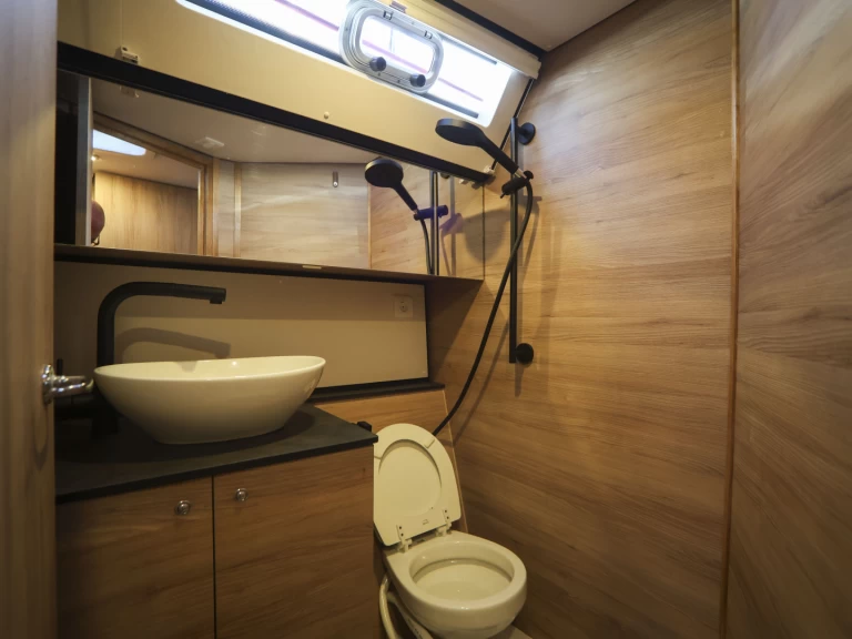 Alquiler de embarcaciones D&D Yacht D&D Kufner 50 enSalerno en Samboat