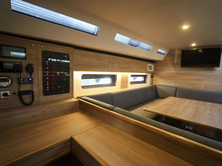 Alquiler Velero D&D Yacht con o sin  título de navegación