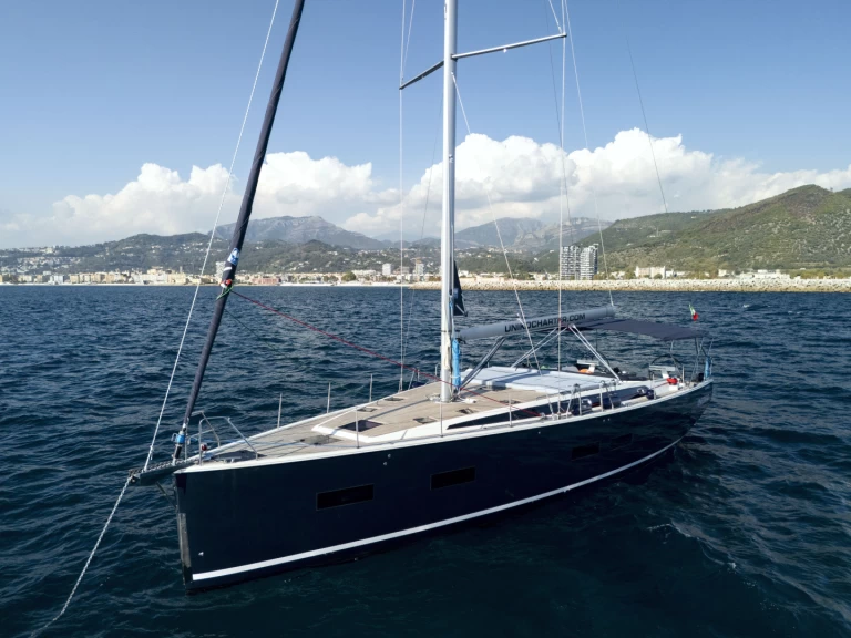 D&D Yacht D&D Kufner 50 de alquiler a Salerno