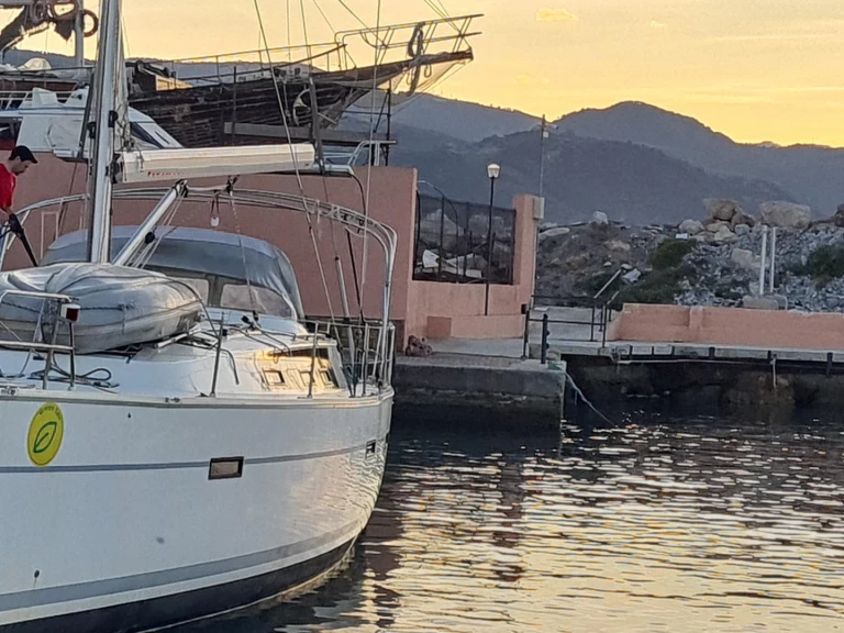 Alquiler de embarcaciones Bavaria Cruiser 51 enFurnari en Samboat