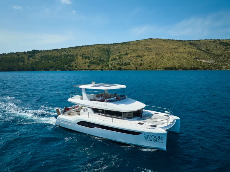 Alquiler de barcos Seget Donji barato de Leopard 53 - OW