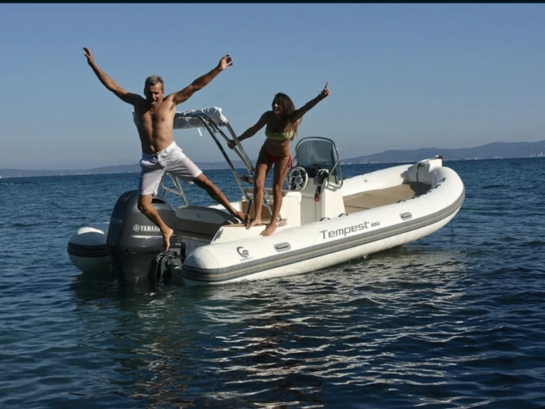 Alquiler Baden - Capelli Tempest 650 Open en SamBoat
