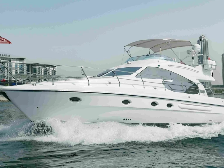 Alquiler Dubai Marina - As Marine 52 en SamBoat