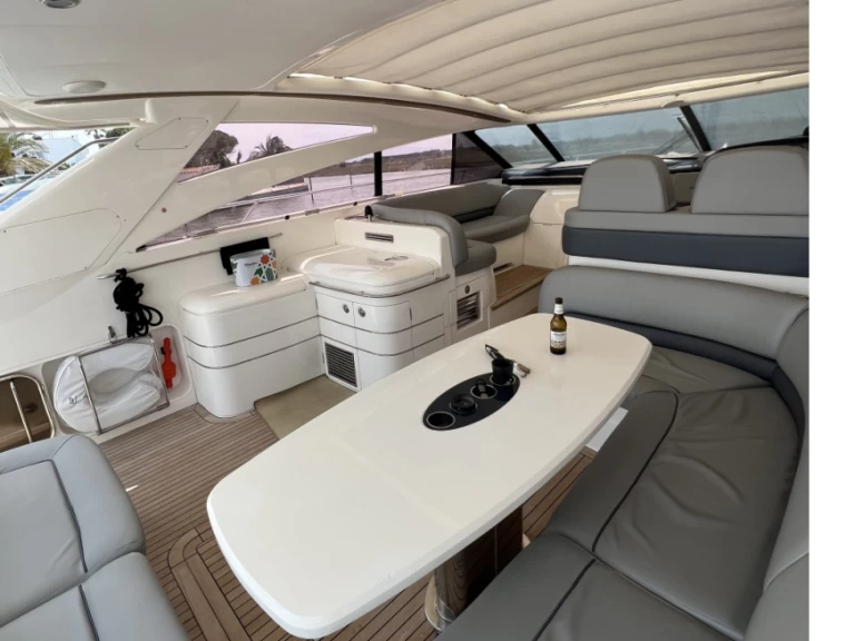 Alquiler de Princess Princess V58 en Roses