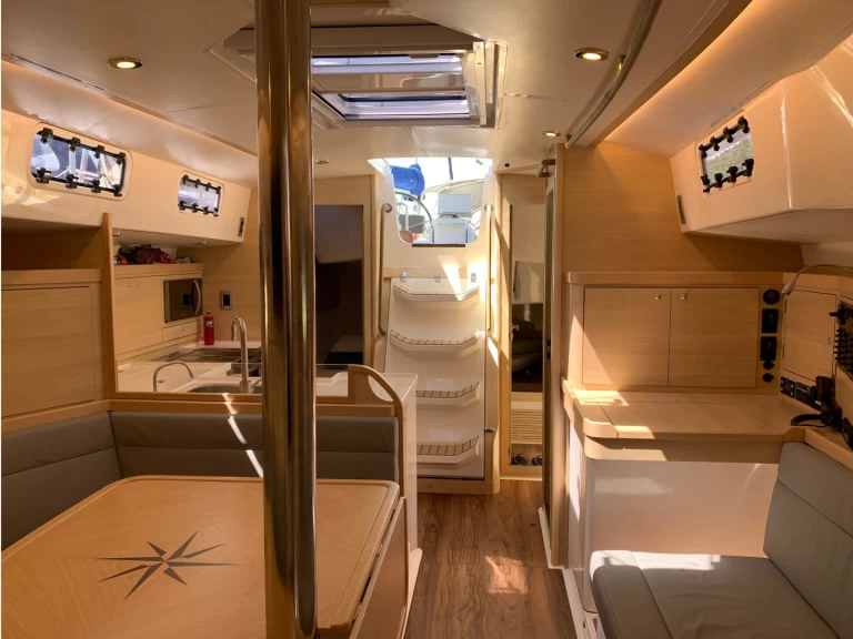 Alquiler de Velero, con o sin patrón Delta Yacht Paraty