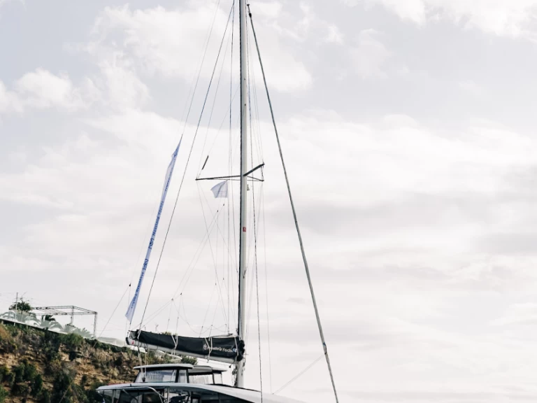 Lagoon Lagoon 42 de alquiler a Kalamata