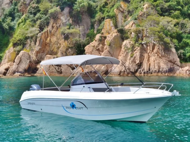 Pacific Craft Pacific Craft 670 Open de alquiler a Marigot
