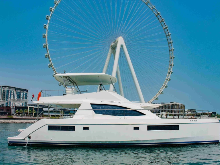 Alquiler de embarcaciones Leopard 65 enDubai Marina en Samboat