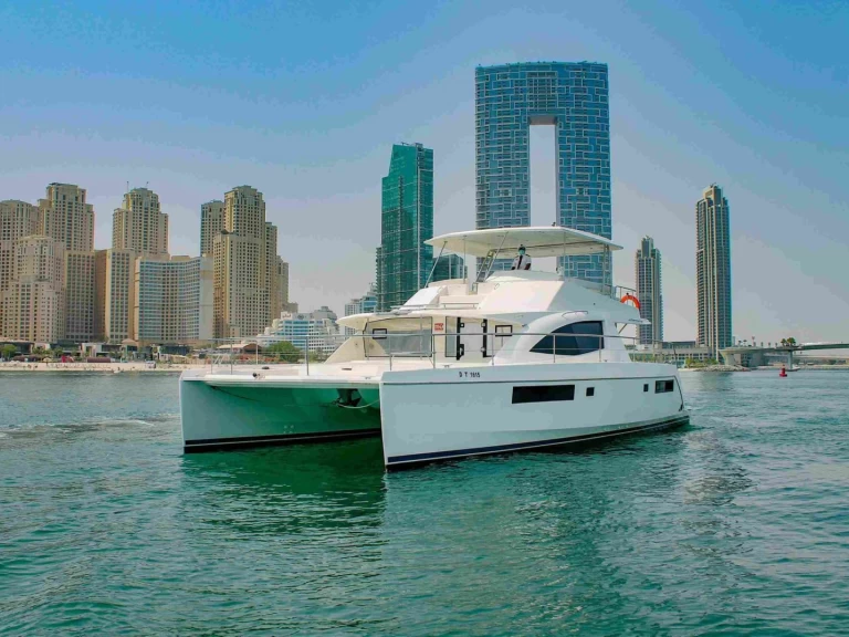 Yate de lujo para alquilar Dubai Marina al mejor precio
