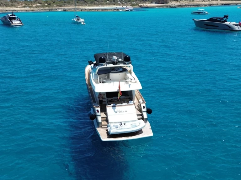 Alquiler Ibiza (Ciudad) - Astondoa 80 en SamBoat