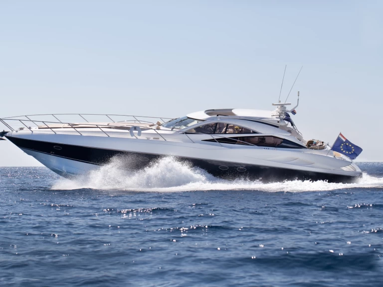 Alquiler de embarcaciones Sunseeker Predator 68 enIbiza (Ciudad) en Samboat