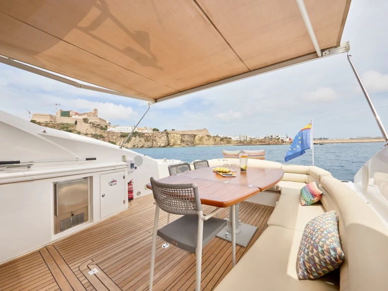 Alquiler Ibiza (Ciudad) - Sunseeker Predator 72 en SamBoat
