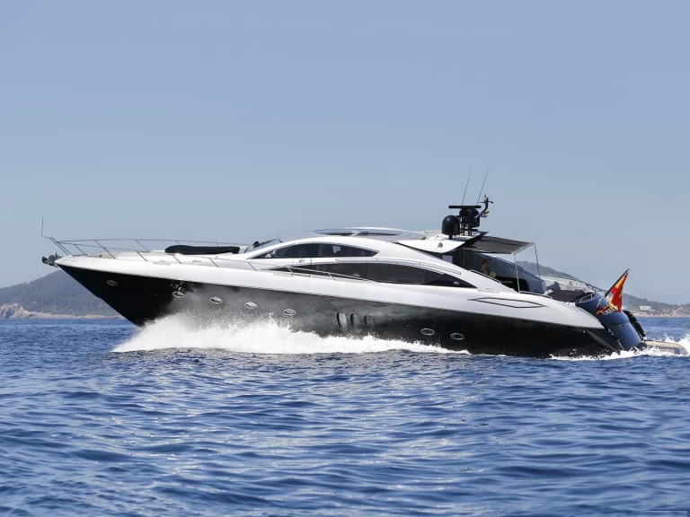 Sunseeker Predator 82 de alquiler a Ibiza (Ciudad)