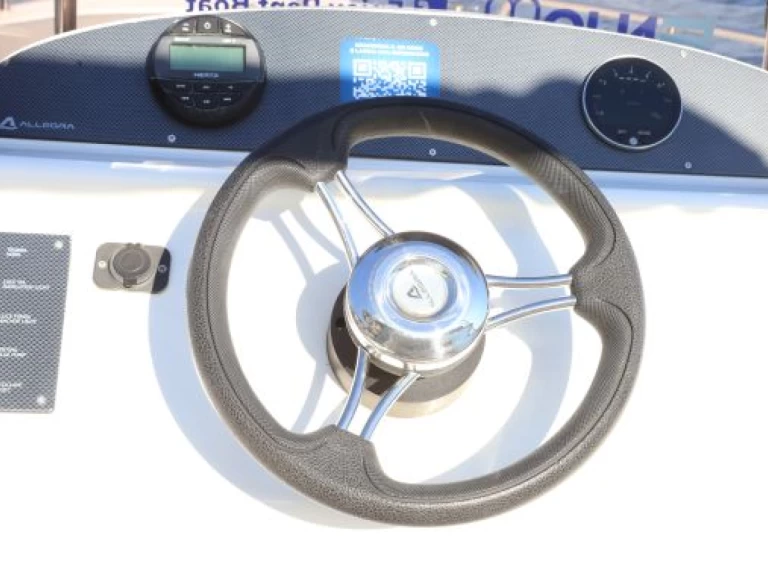 Lancha para alquilar Vietri sul Mare al mejor precio