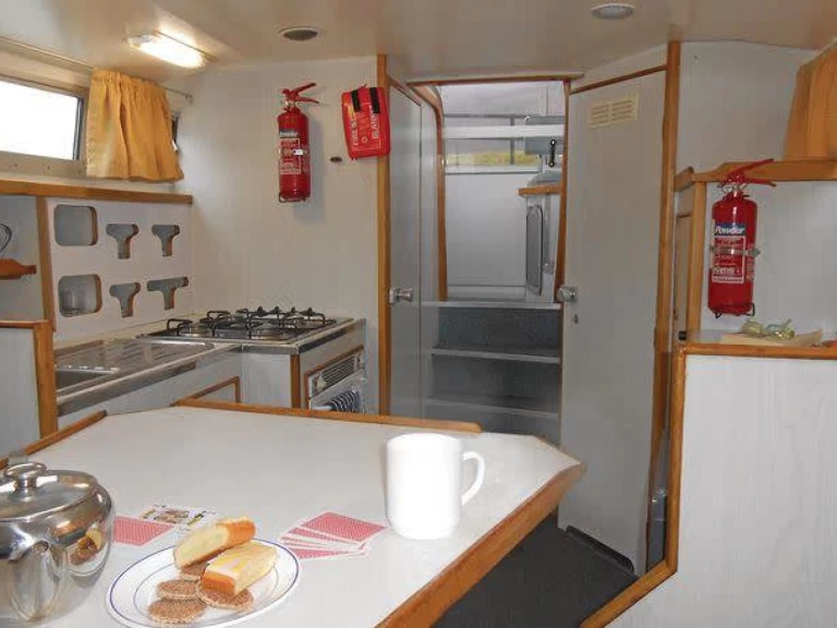 Alquiler Lancha Le Boat con o sin  título de navegación