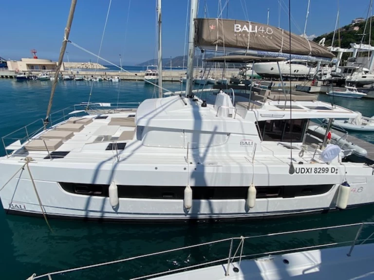 Alquiler de Catamarán, con o sin patrón Bali Provincia di Sassari
