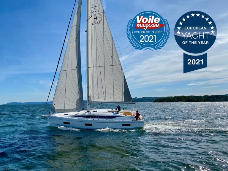 Velero para alquilar Nikiána al mejor precio