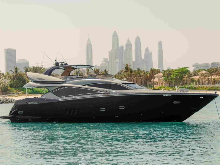 Alquiler de barcos Dubai Marina barato de Yacht 82