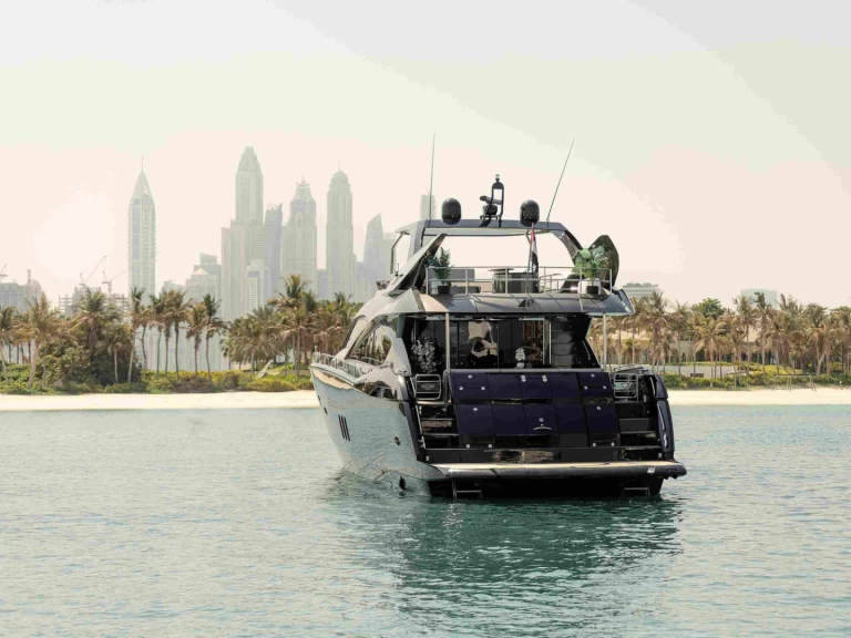 Alquiler Yate de lujo Sunseeker con o sin  título de navegación