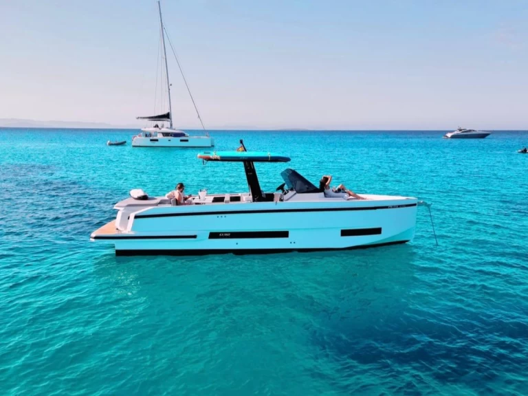 De Antonio De Antonio D32 de alquiler a Mahón