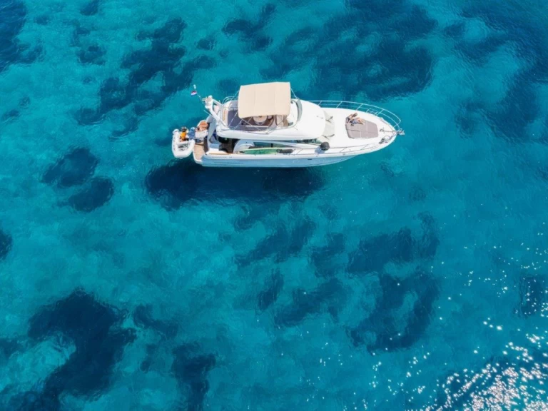 Alquiler de Lancha, con o sin patrón Jeanneau Korčula (Ciudad)