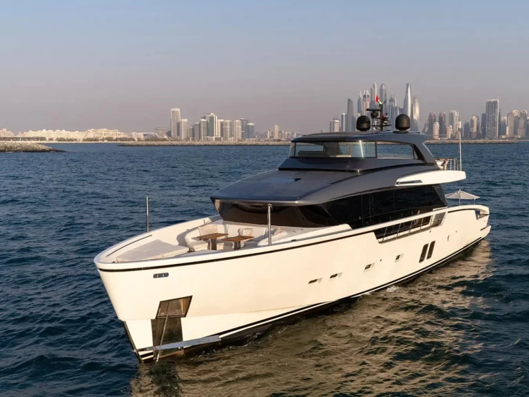 Alquiler Dubai Marina - San Lorenzo San Lorenzo 88 en SamBoat
