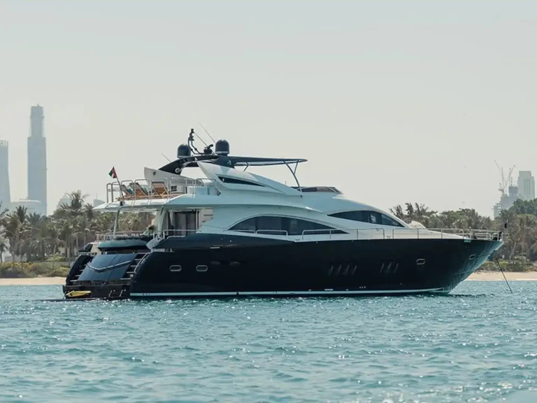 Alquiler Yate de lujo Sunseeker con o sin  título de navegación