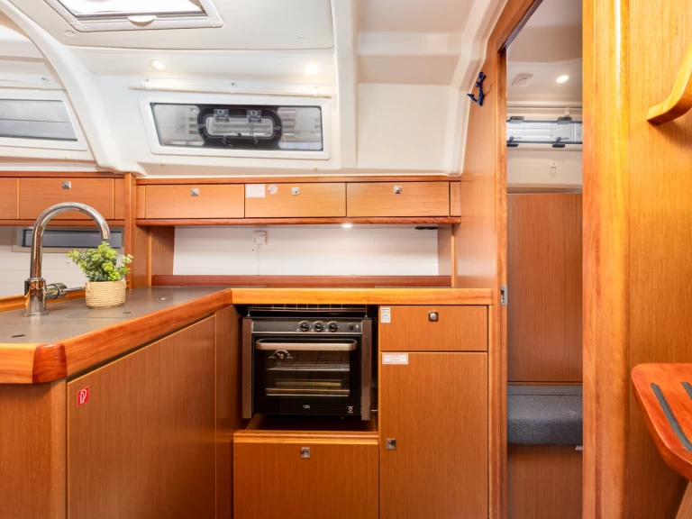 Alquiler Velero Bavaria con o sin  título de navegación