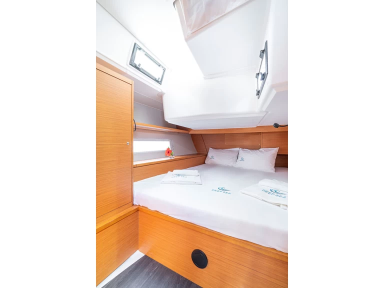 Alquiler de barcos Göcek barato de Dufour 470