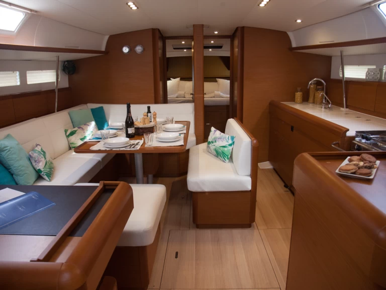 Jeanneau Sun Odyssey 519 de alquiler a Zakynthos (Isla)