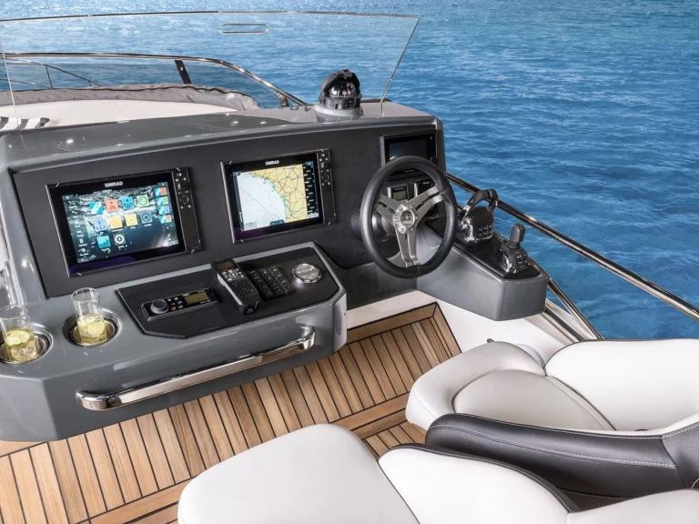 Alquiler Lancha Bavaria con o sin  título de navegación