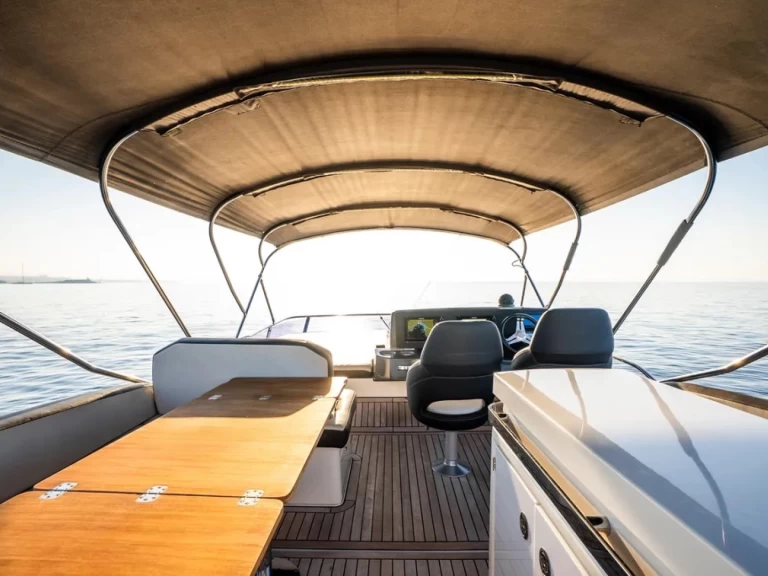 Lancha para alquilar Seget Donji al mejor precio