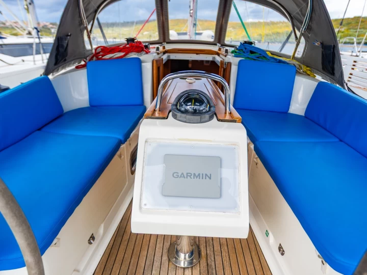 Alquiler de barcos Punat barato de Cruiser 37