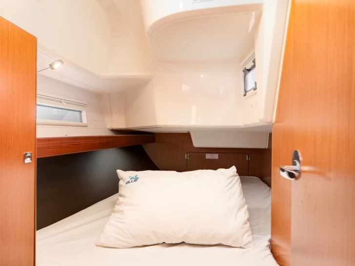 Alquiler de embarcaciones Bavaria Cruiser 37 enPunat en Samboat