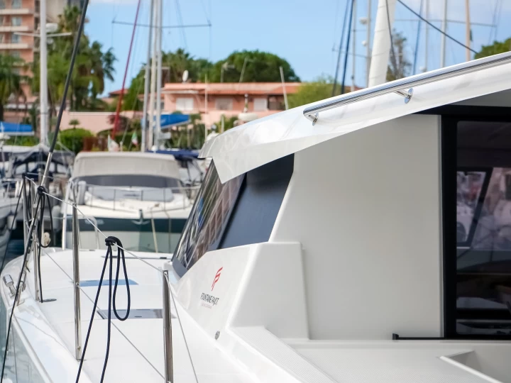 Fountaine Pajot Astrea 42 de alquiler a Furnari