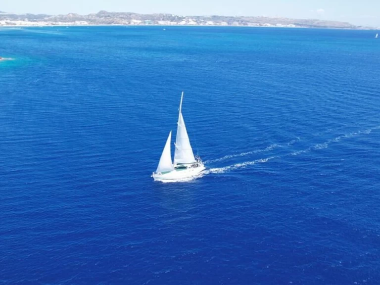 Alquiler de embarcaciones Bénéteau First 45 F5 - 4 cab. enRhodes (Ciudad) en Samboat