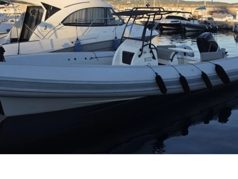 Alquiler de embarcaciones Sea Water Sea Water Phantom 280 enPort de Cavalaire-sur-Mer en Samboat