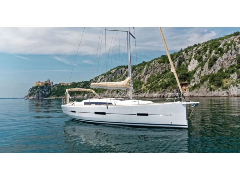 Alquiler de barcos Baiona barato de Dufour 412 Grand Large