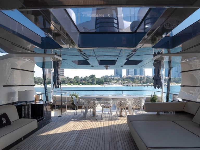 Alquiler de embarcaciones Peri Yachts 123 enDubai Marina en Samboat