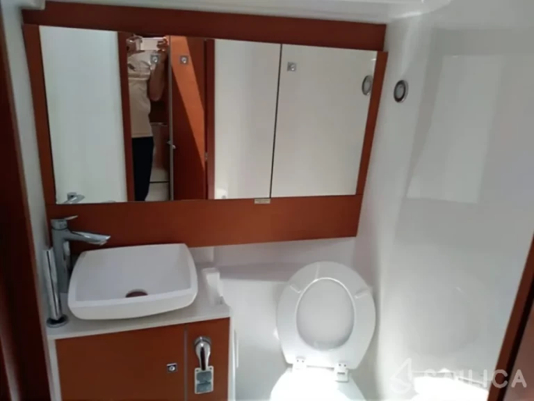 Alquiler de barcos Roses barato de Dufour 430 Grand Large