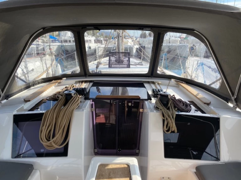 Velero para alquilar Gouviá al mejor precio