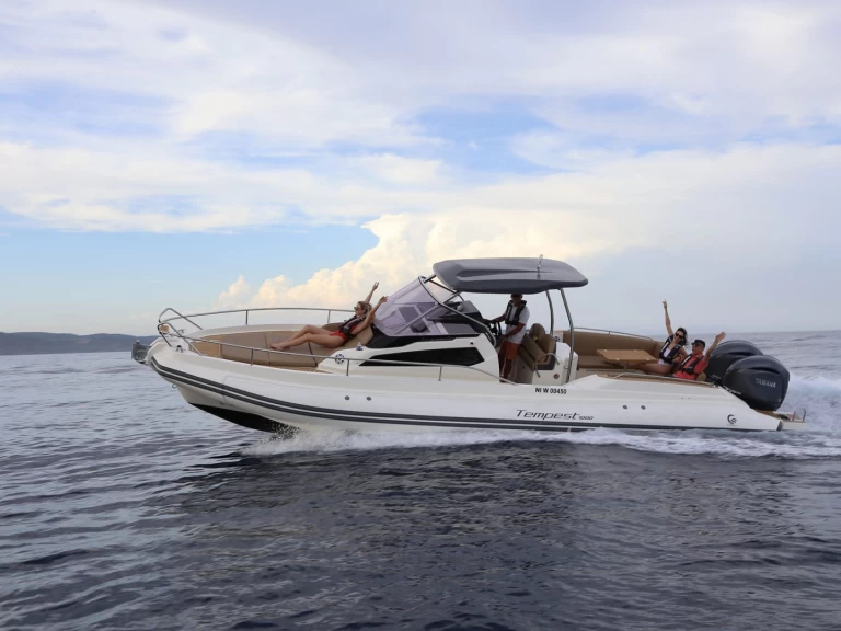 Alquiler Marine de Sant'Ambrogio - Capelli Tempest 1000 WA en SamBoat