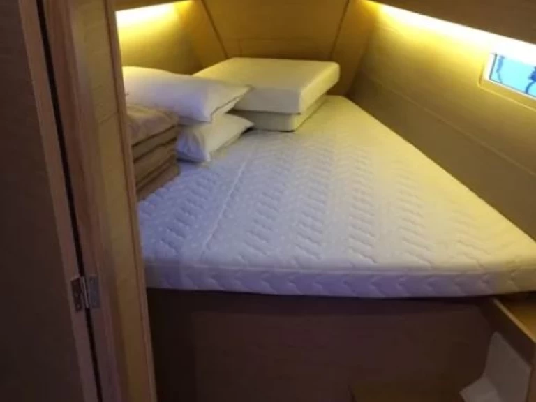 Alquiler de Velero, con o sin patrón Dufour Gouviá