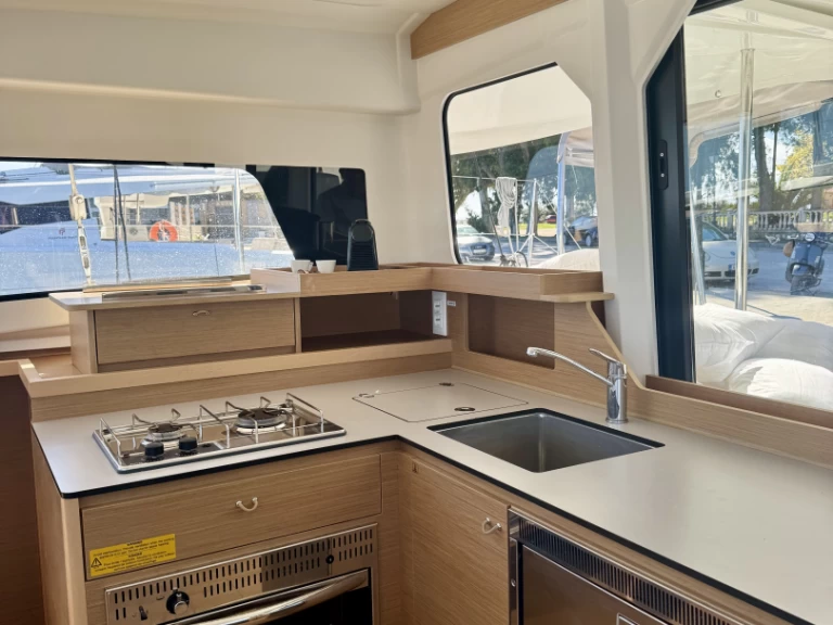 Alquiler Catamarán Excess con o sin  título de navegación