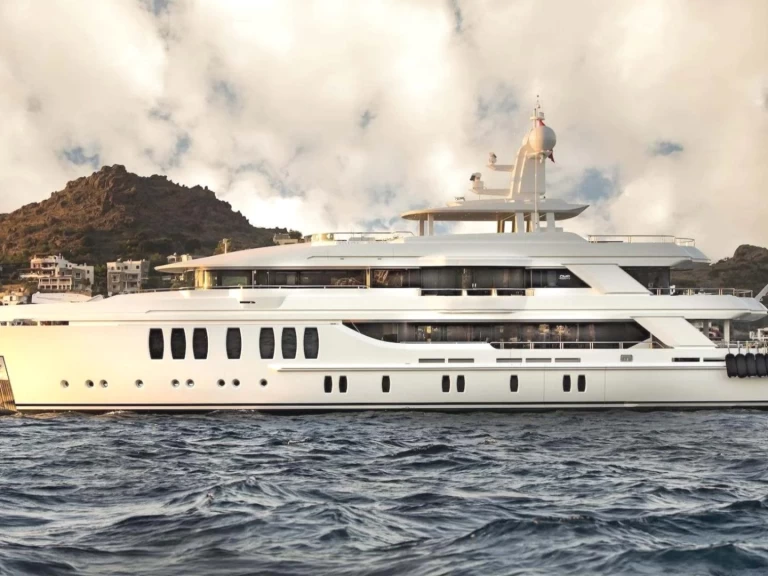 Benetti 164 de alquiler a Dubai Marina